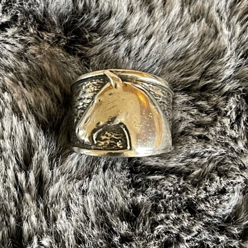 Ring Silpada Equestrian Horse Sample Demo Ring  Rare Sterling Silver Etched Band - Picture 3 of 5